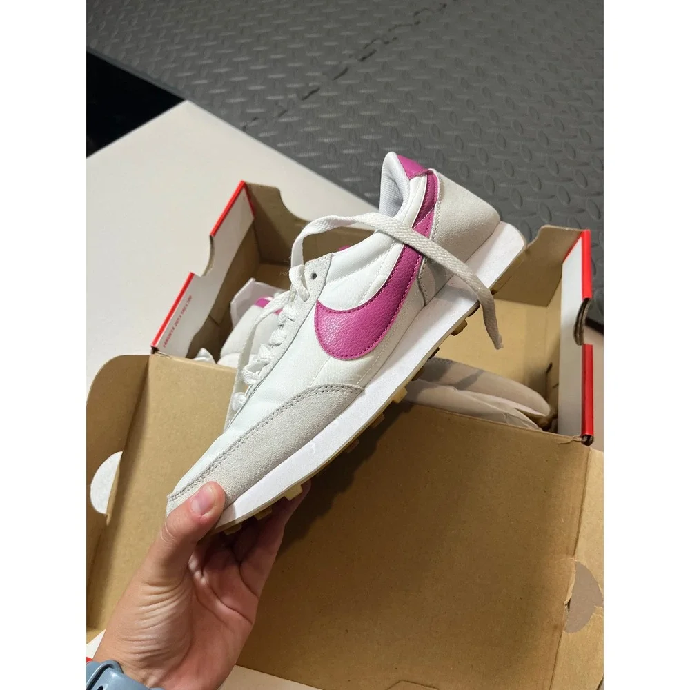 Nike Daybreak Sneakers Womens 7.5 White Cactus Flower Retro DH1038-100